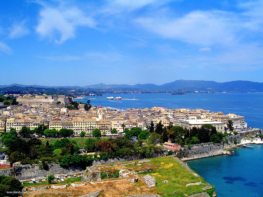 Corfu Old Town Photo:GNTO/M.Mitzithropoulos